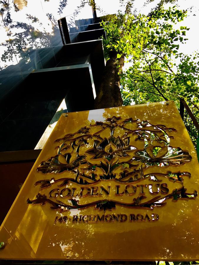 Golden Lotus Bangalore Boutique Suites Exterior photo