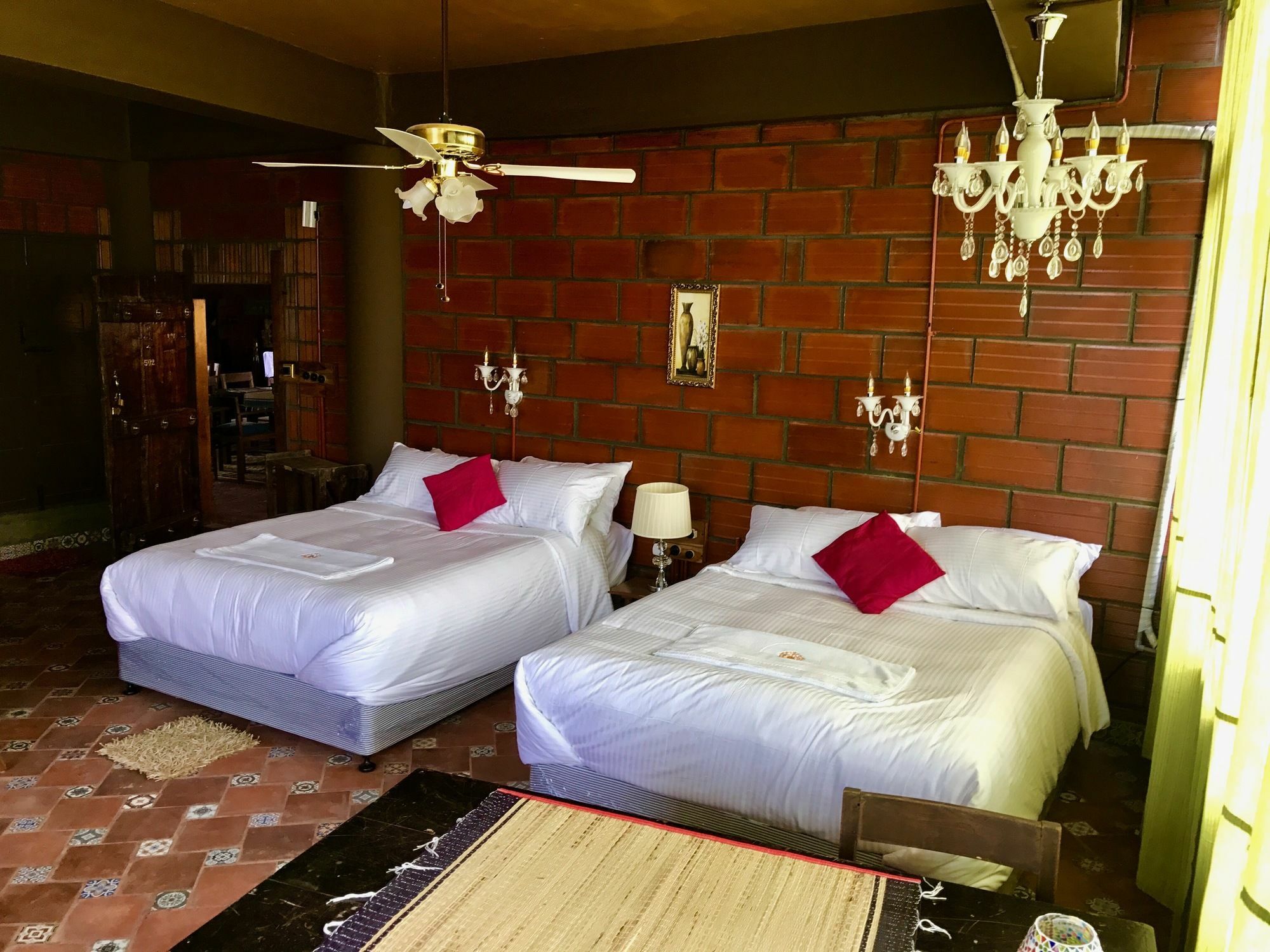 Golden Lotus Bangalore Boutique Suites Exterior photo